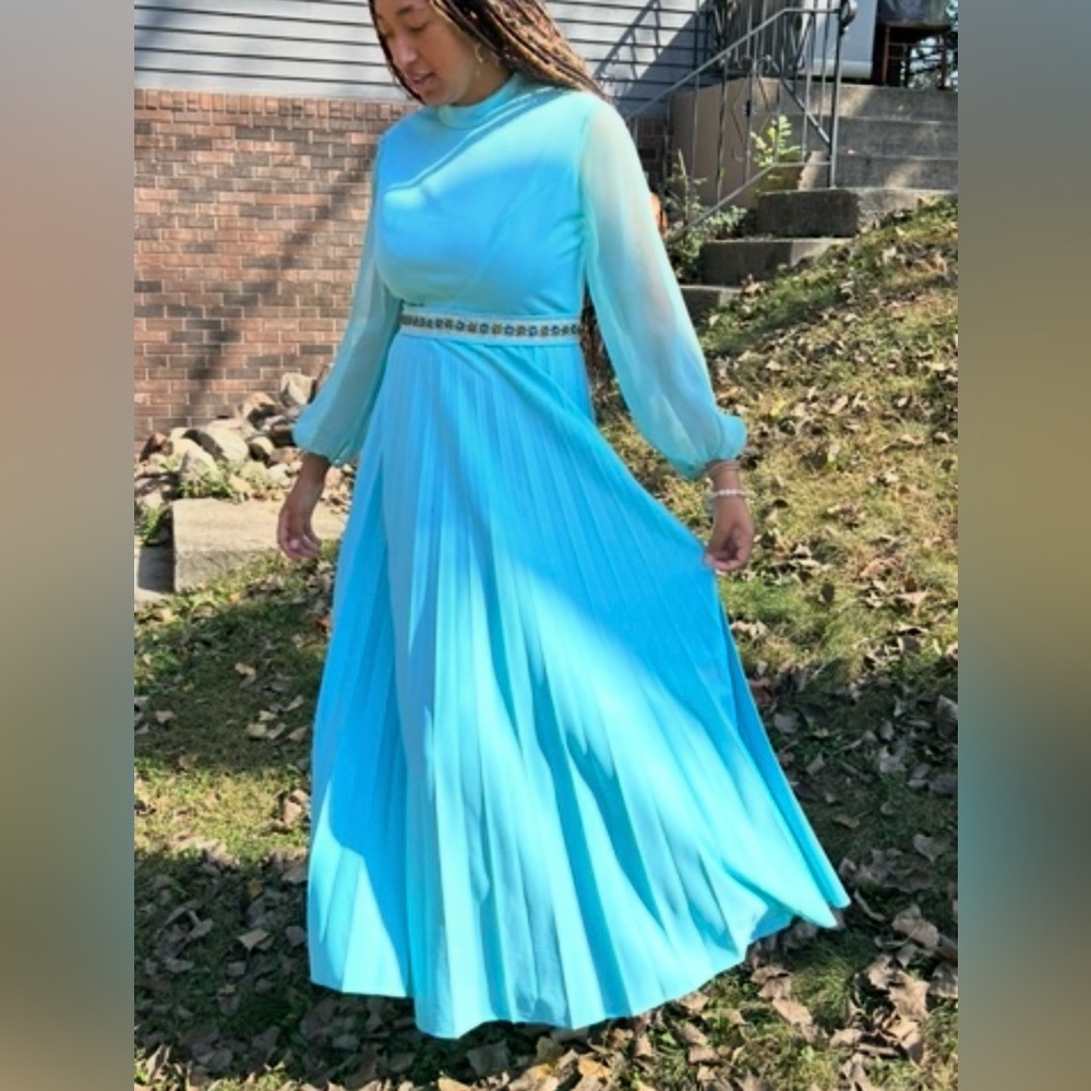 Vintage 1970’s Elegant Blue Chiffon Maxi Dress.